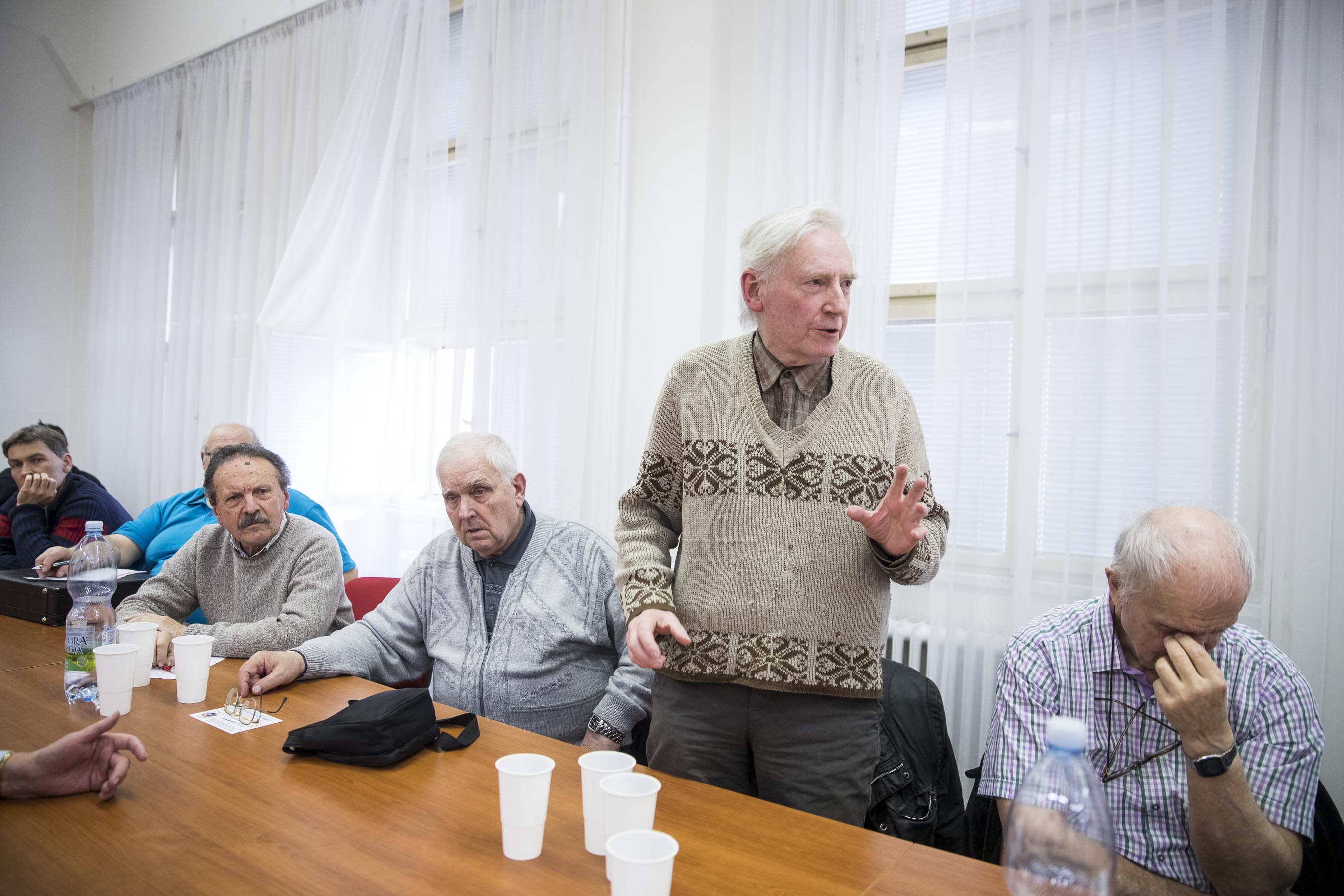 Beseda s předsedou ÚV KSČM Vojtěchem Filipem k setkání Komunistické strany Číny s politickými stranami celého světa.