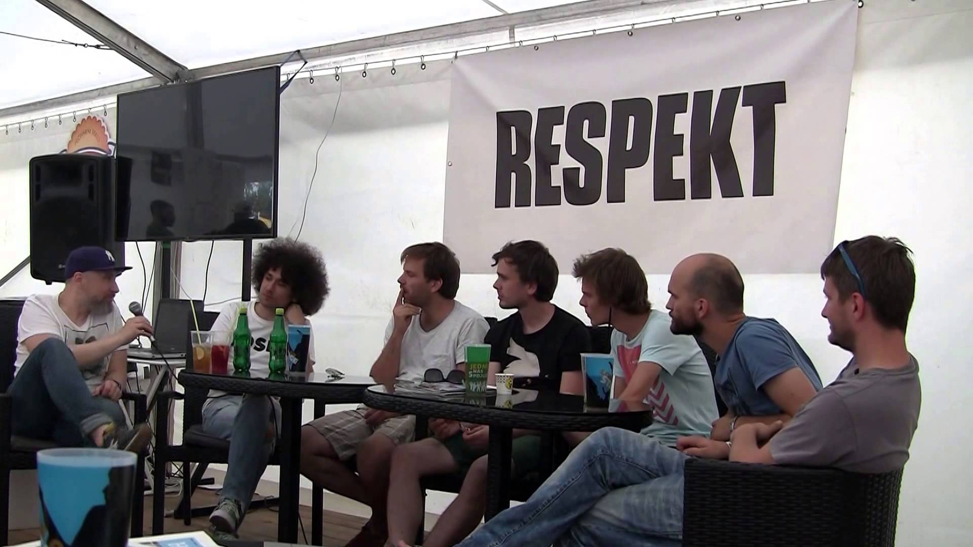 Zrní ve stanu Respektu na Rock for People