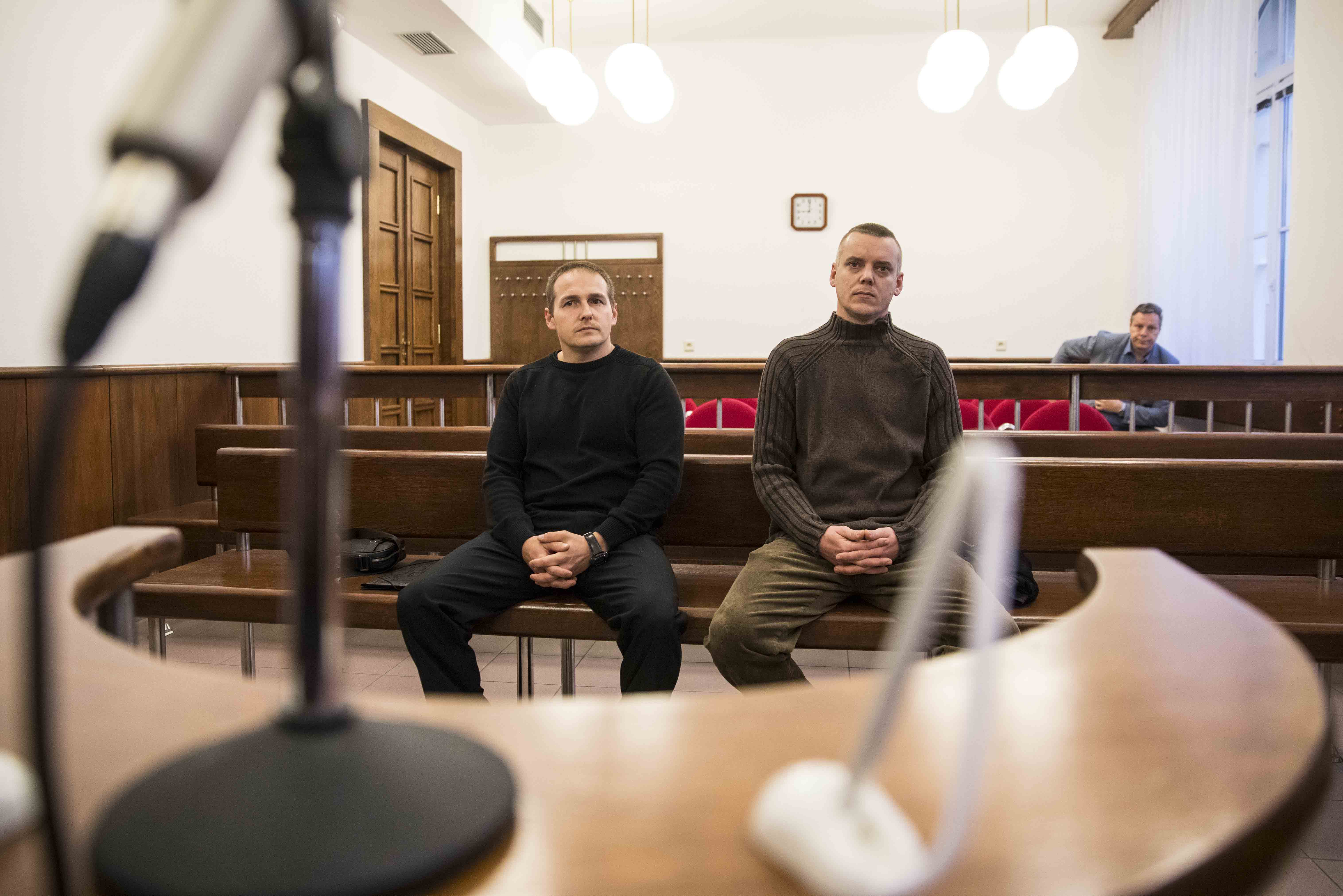 U okresního soudu v Mladé Boleslavi začalo hlavní líčení se dvěma městskými strážníky – Jaroslavem Bělským a Martinem Roučkou