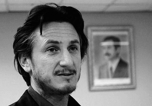 Fotografie: Sean Penn si udělal výlet do Bagdádu a stálo ho to roli.  Foto Globe Media/Reuters