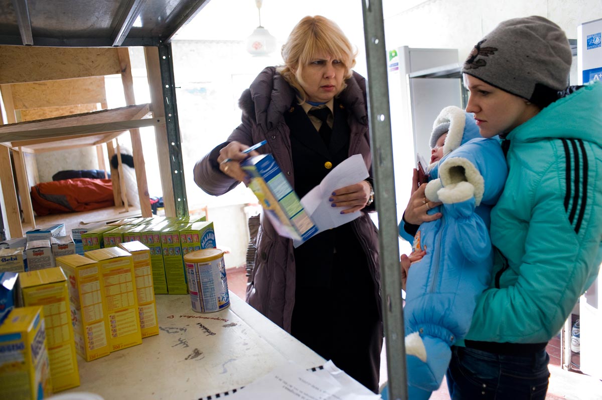 Výdej humanitární pomoci, Dněpropetrovsk.
