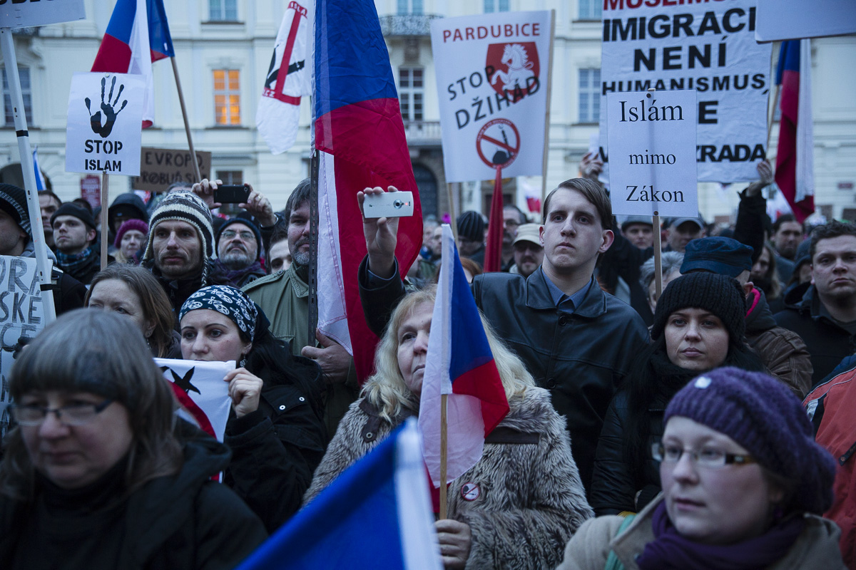 Pražský hrad: demonstrace hnutí Islám v ČR nechceme