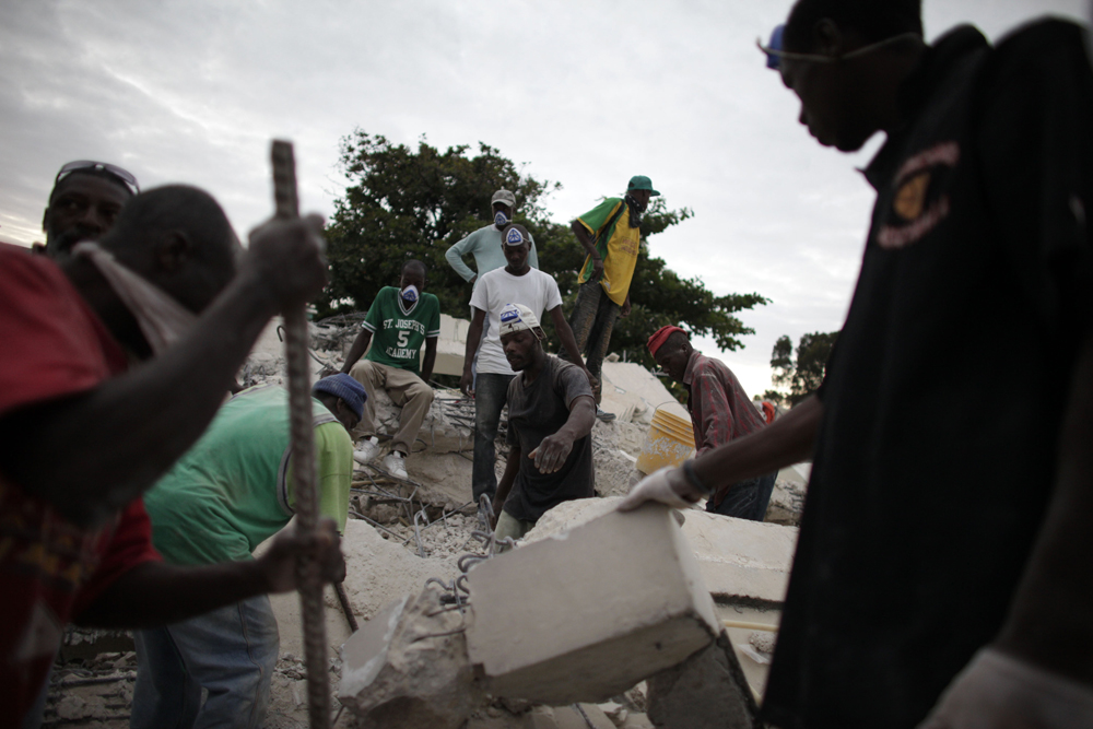Záchranné práce na Haiti