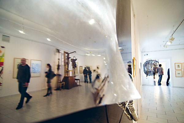 Fotografie: Výstava Středoevropské fórum Olomouc 2009 uvedla připravovaný projekt muzea. (Muzeum umění Olomouc) - Autor: Kateřina Malá