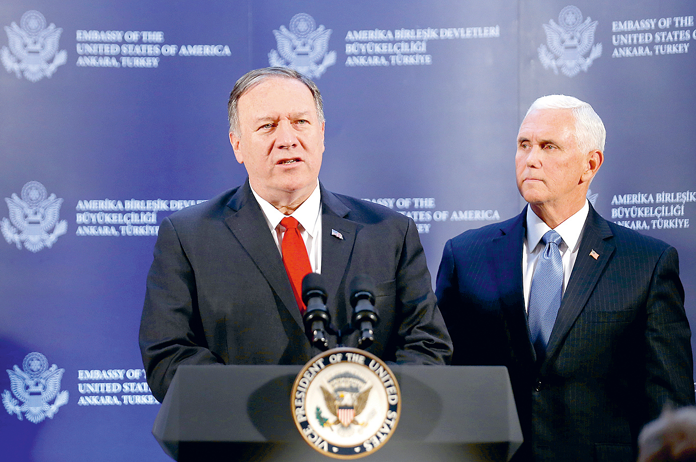 Mike Pence a Mike Pompeo
