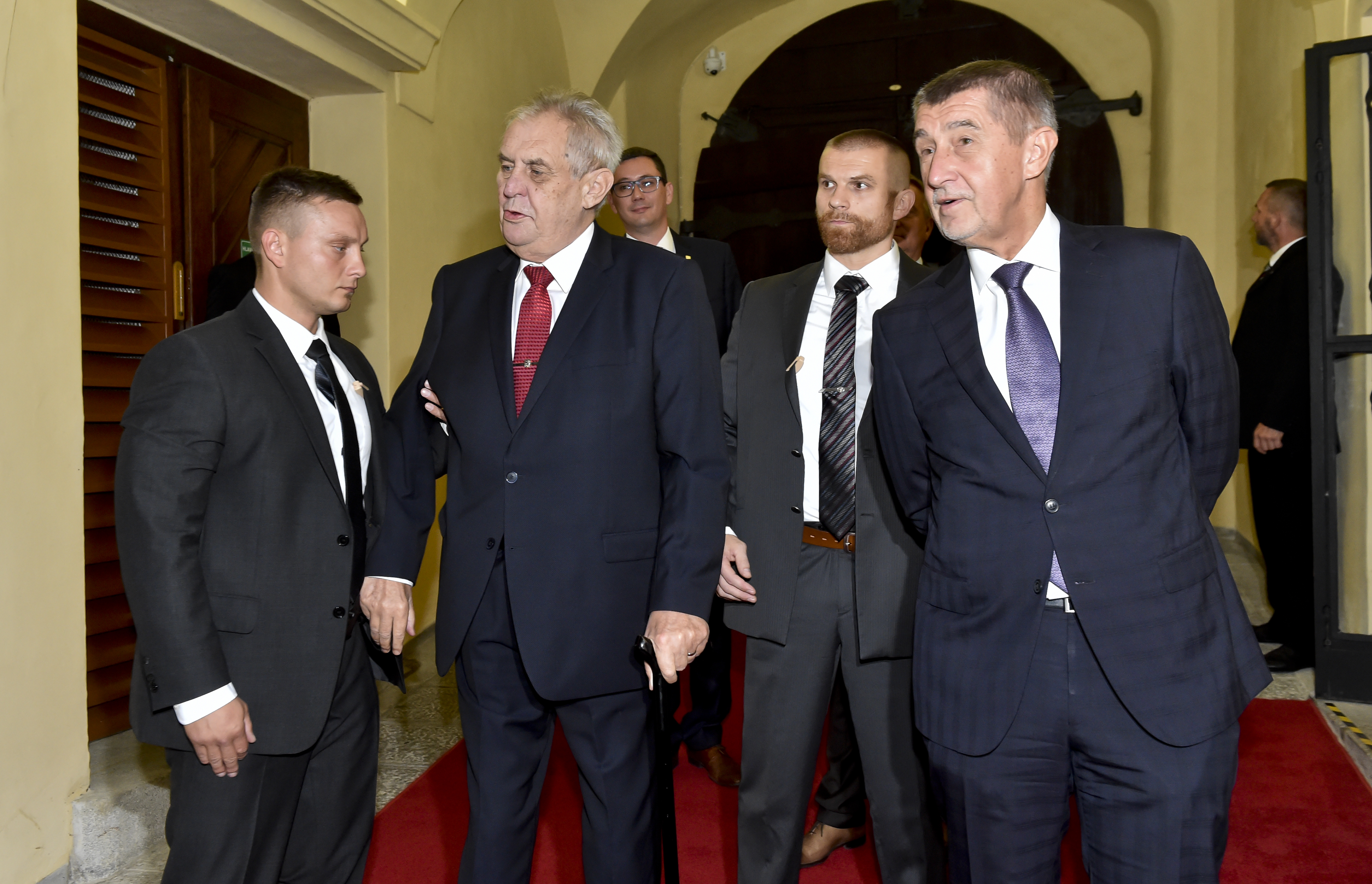 Premiér Babiš přivítal prezidenta Zemana na zasedání vlády o rozpočtu; září 2018