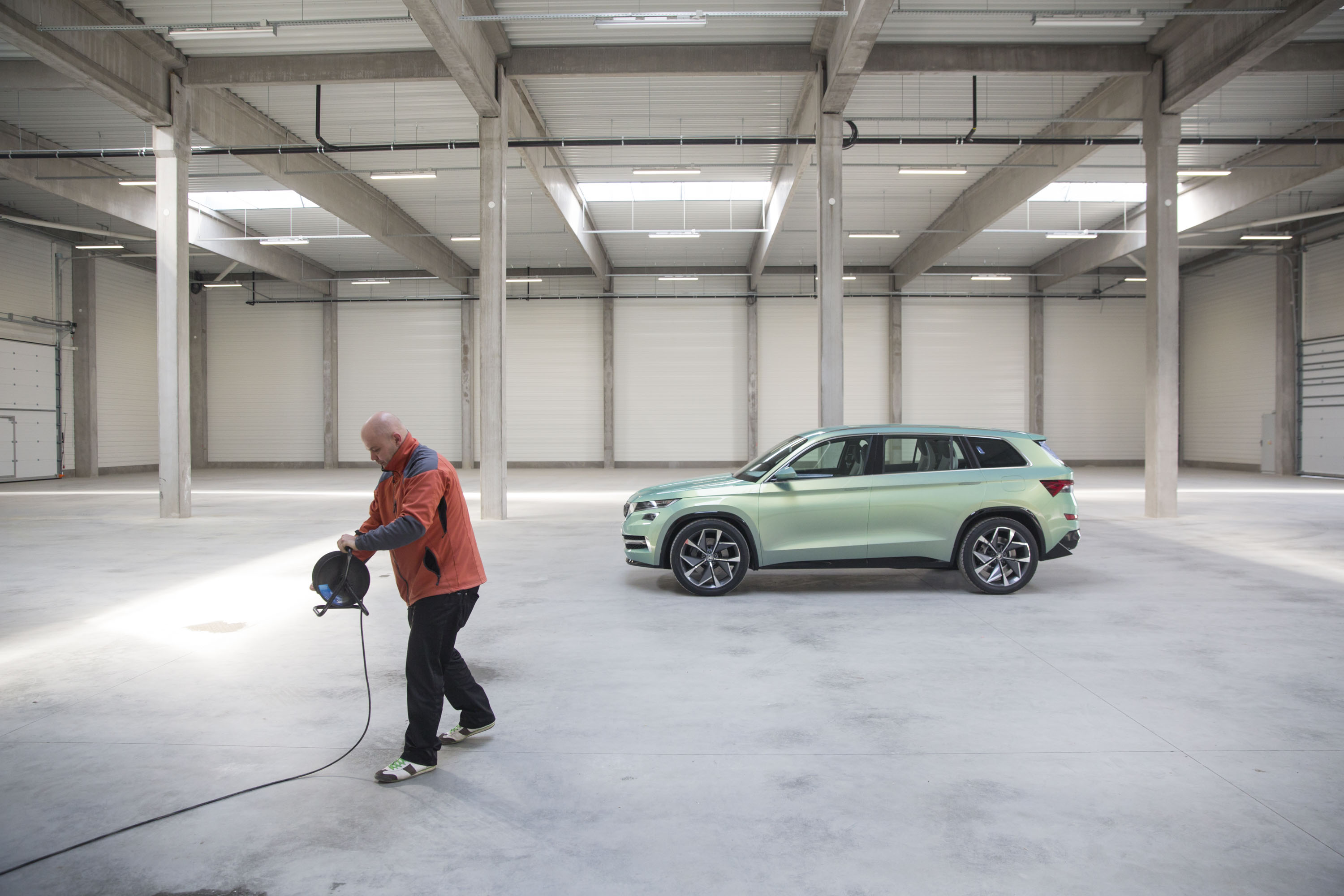 Koncept nového SUV značky Škoda s názvem Vision S byl představen jako tromobil.