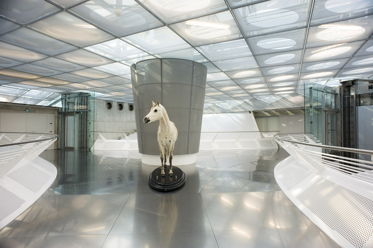 Muzeum Mercedes Benz, Stuttgart, září, 2013