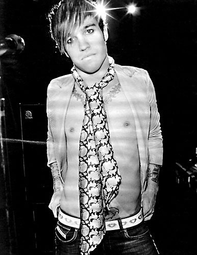 Fotografie: Všichni jsme emo. (Pete Wentz z Fall Out Boy) foto egp - Autor: EGP