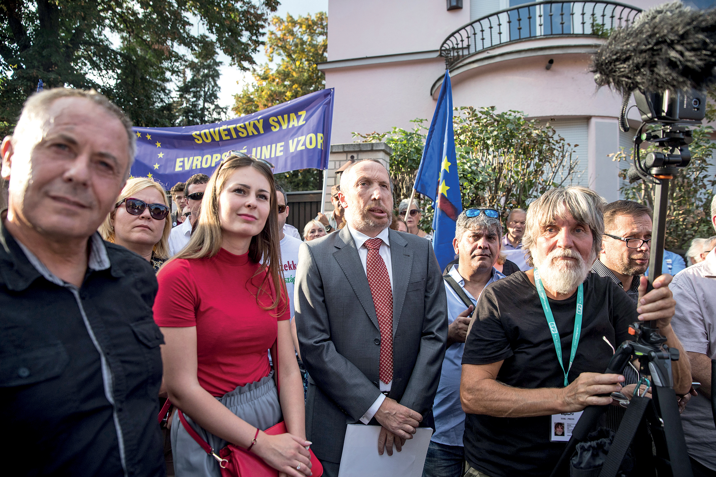 Demonstrace euroskeptiků v čele s Václavem Klausem ml. na podporu Orbána, 2018