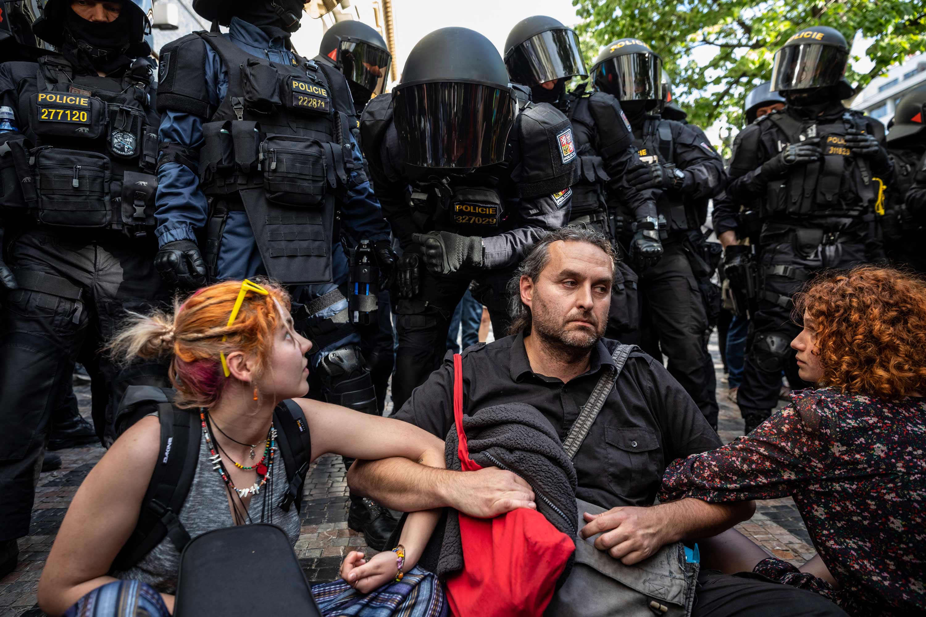 Demonstrace proti vystoupení kapely Ortel, Praha,  duben 2019