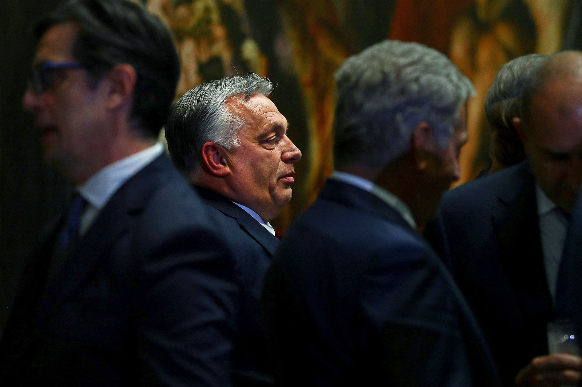 Osamocen, neohrožen, s plánem. (Viktor Orbán na červnovém unijním summitu)