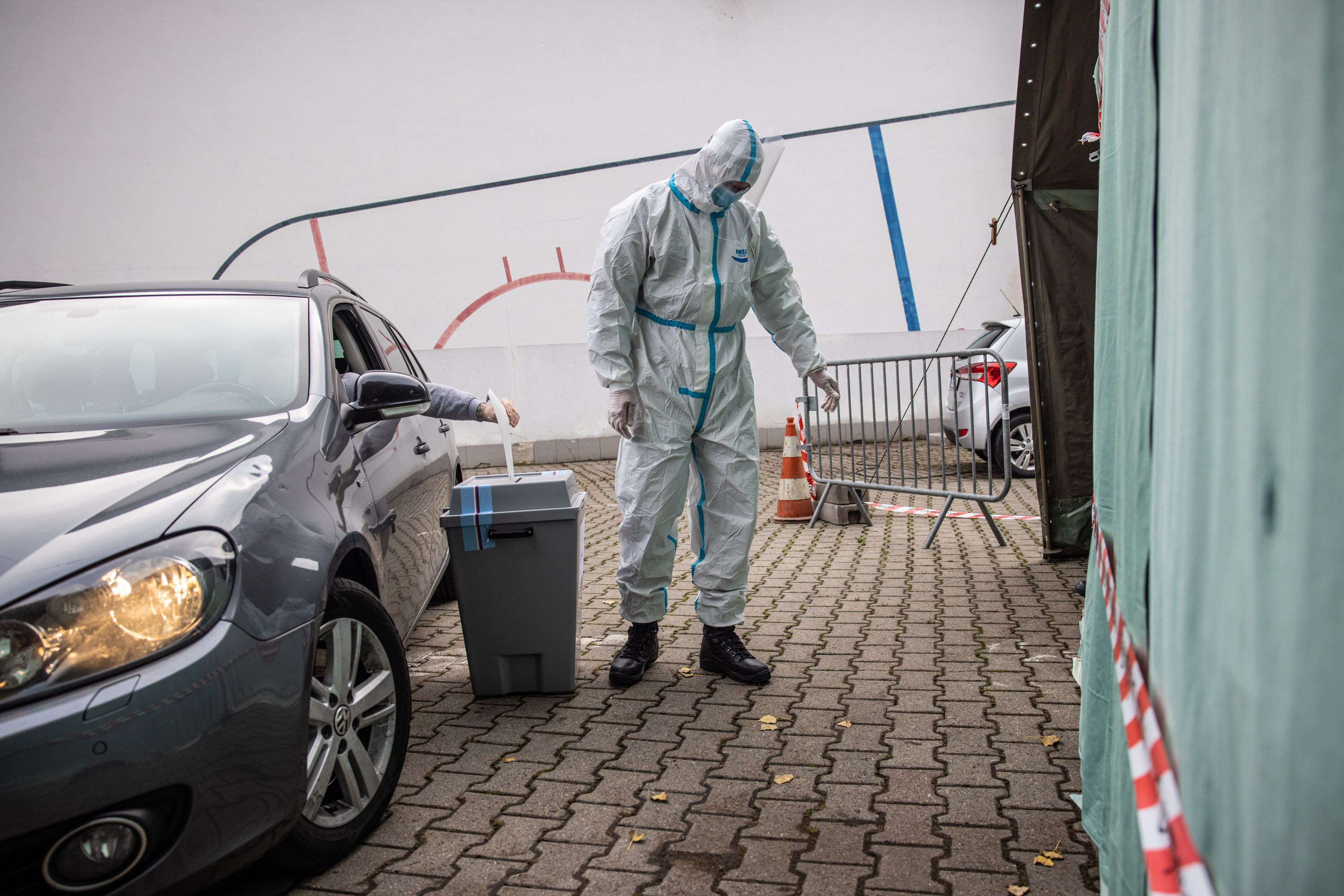 Drive in volební místnost, Beroun, říjen 2020