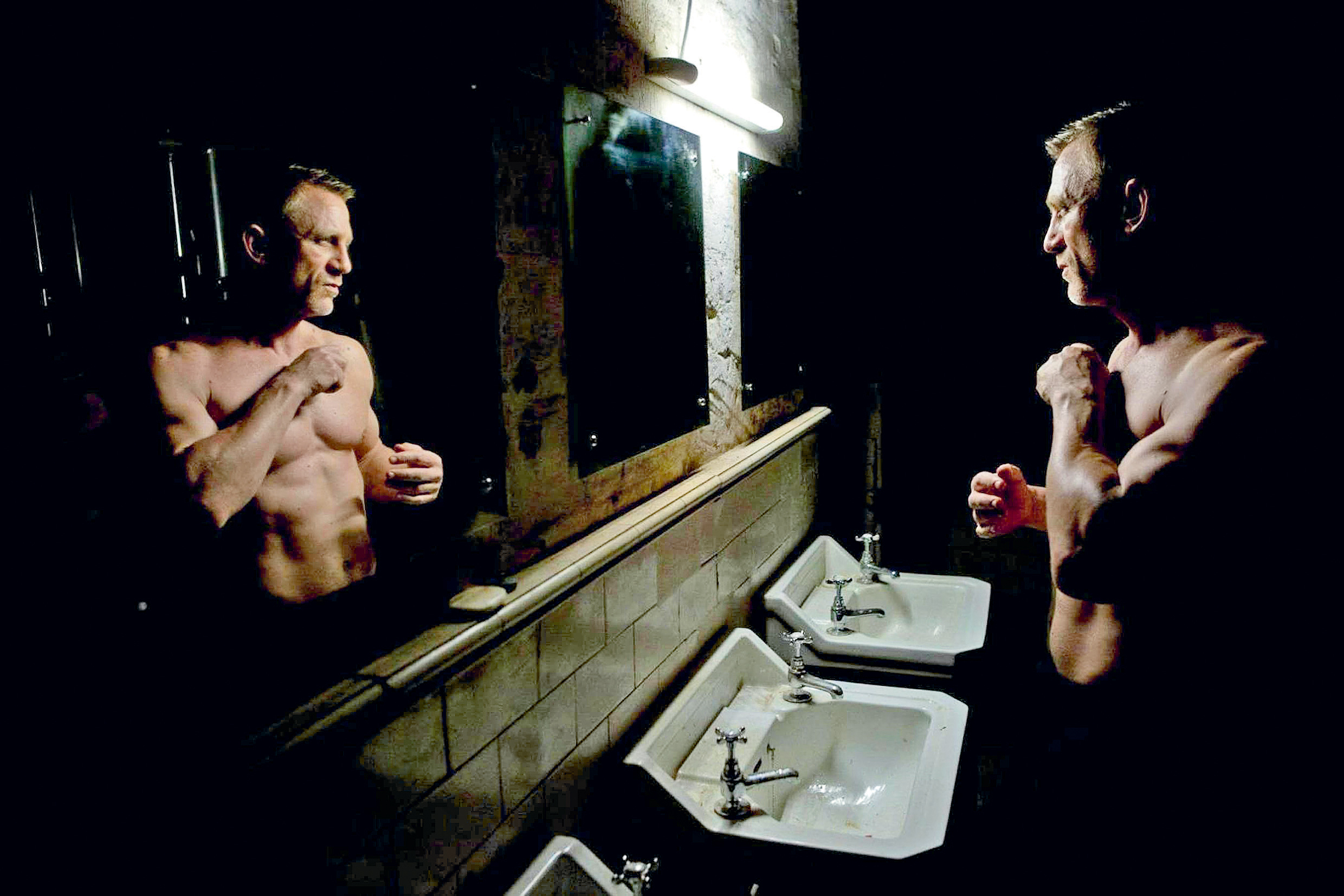 Daniel Craig
