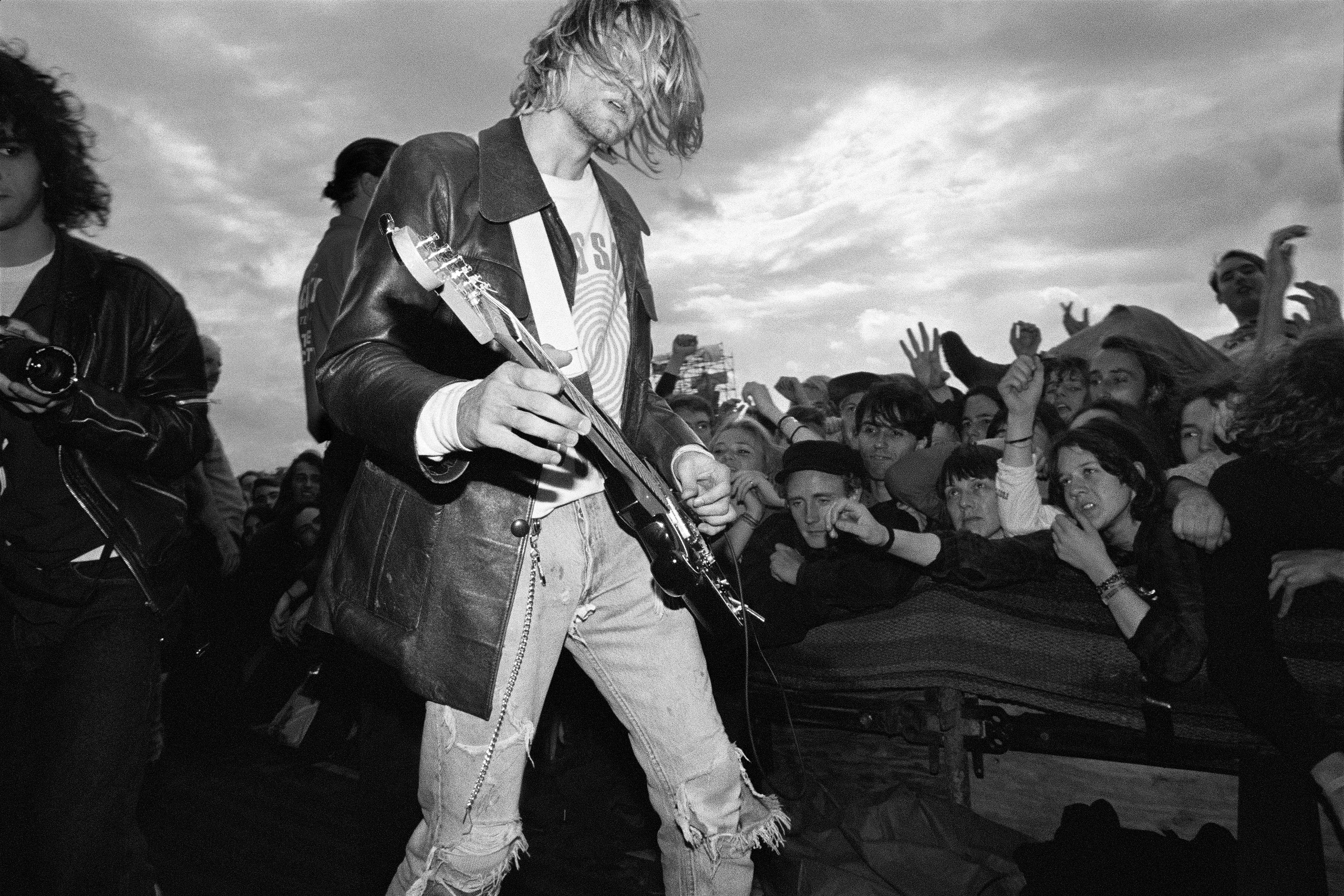Pro své hodnoty je třeba si stvořit svůj systém. (Nirvana na festivalu v Readingu, 23. srpen 1991)