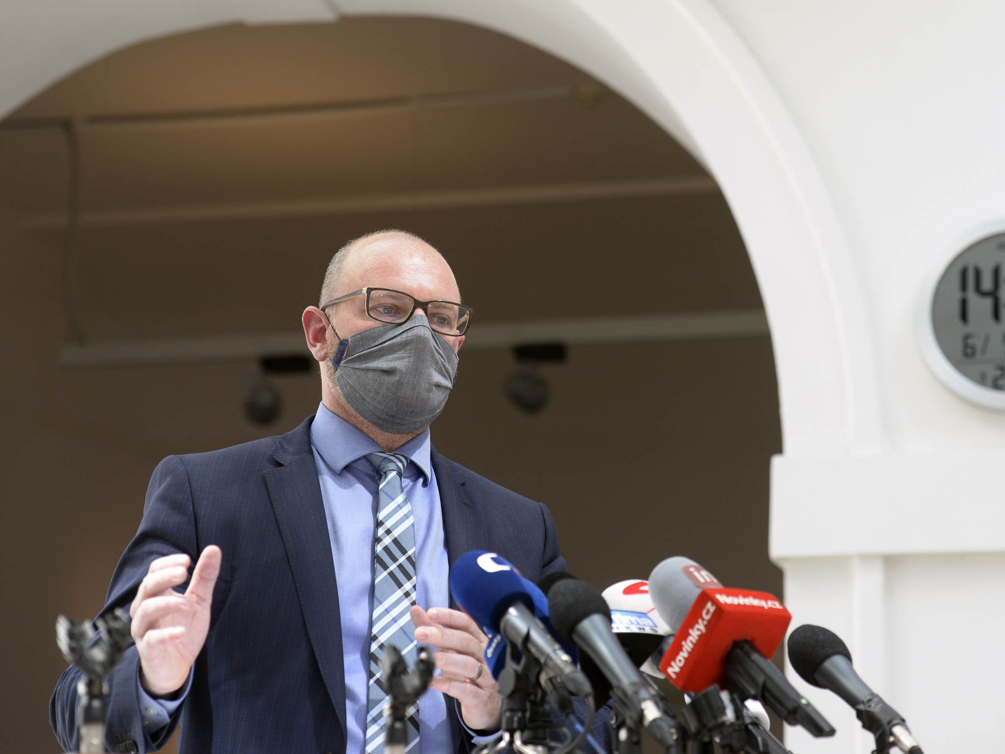  Ministr školství Robert Plaga oznámil nové termíny maturit a přijímaček na střední školy
