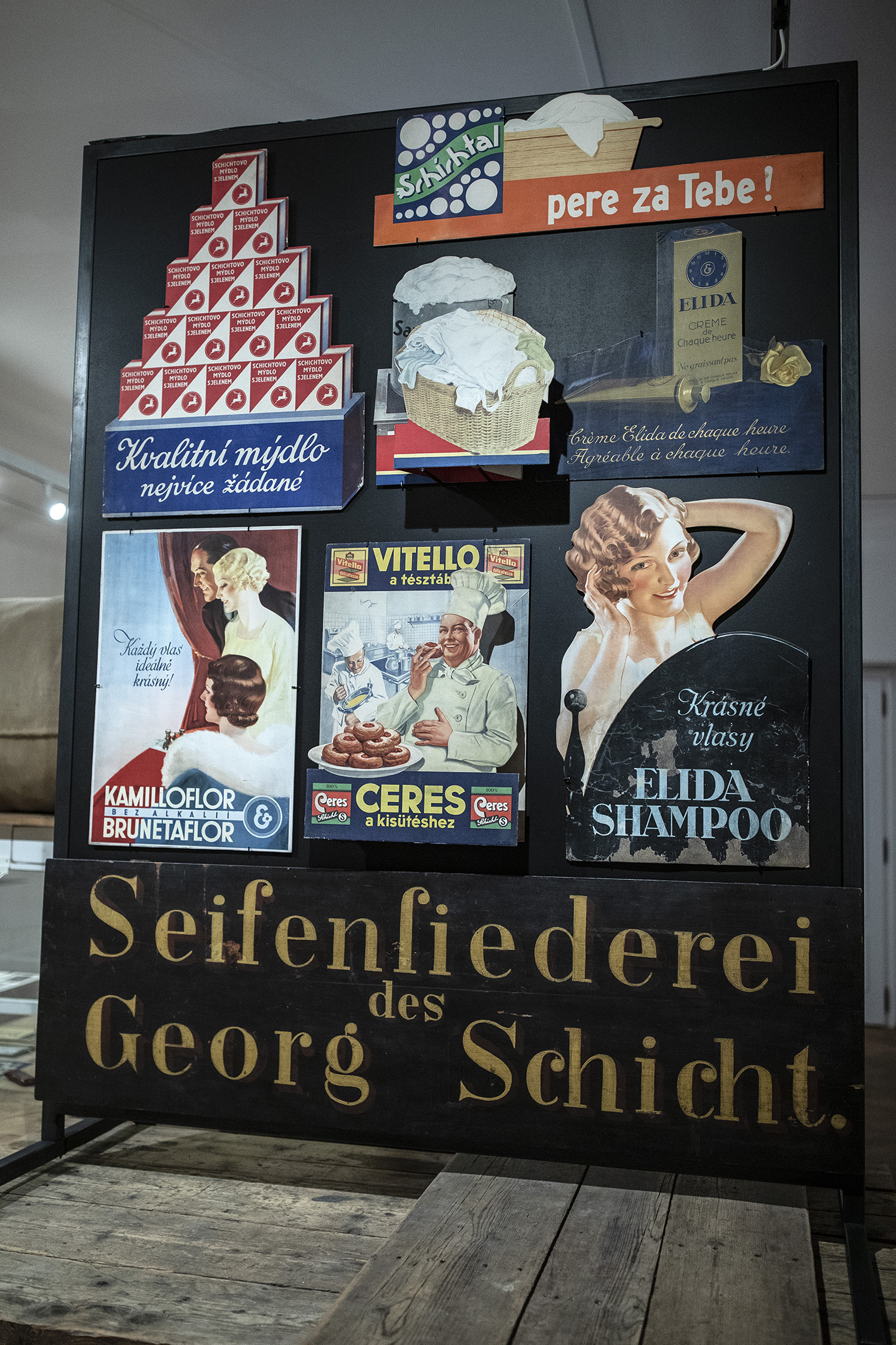 Baťa, Škoda, Schicht... (Reklamy potravinářsko-drogistického koncernu z Ústí nad Labem)