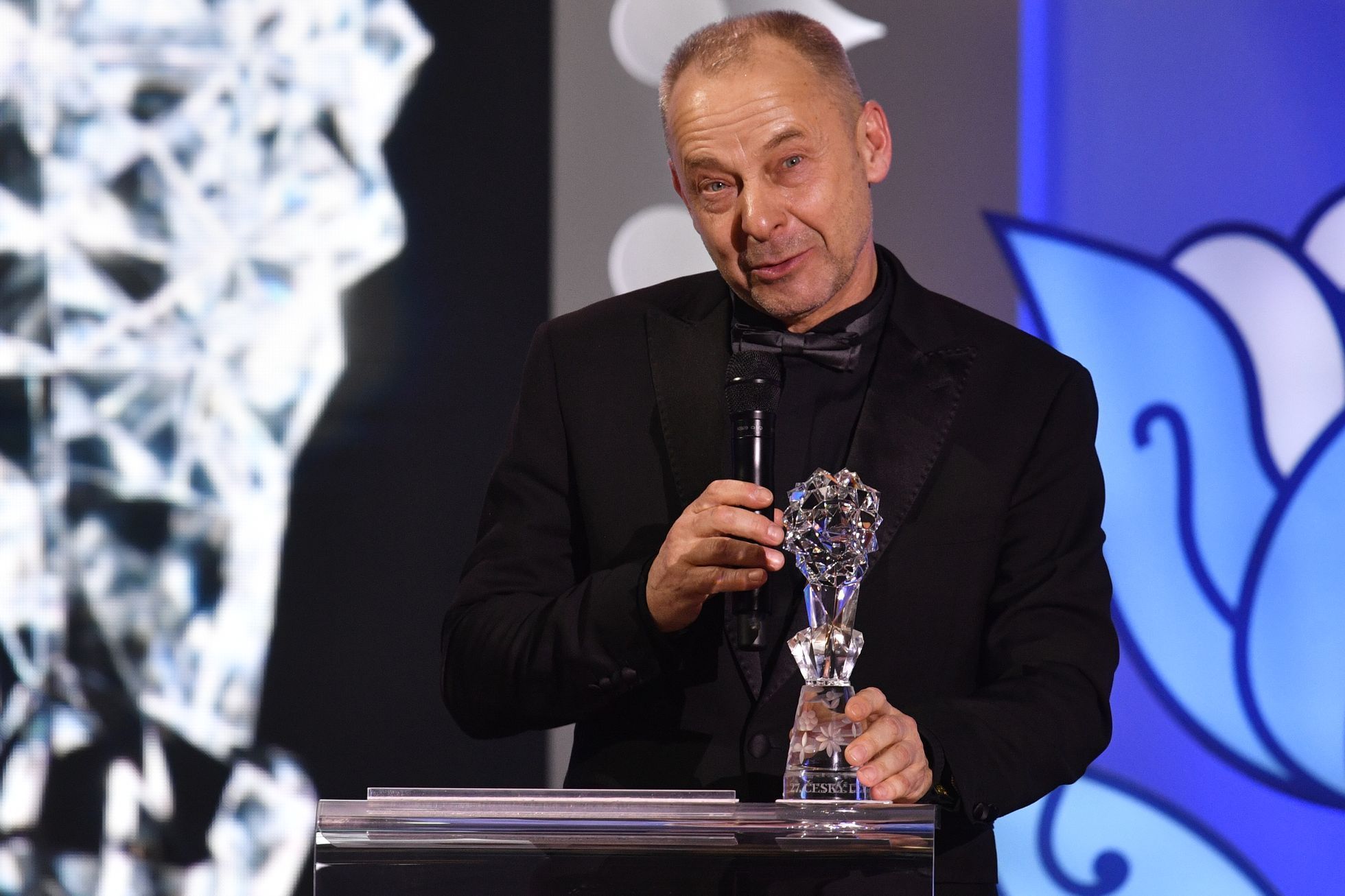 Nabarvené ptáče režiséra Václava Marhoula (na snímku) získalo devět sošek včetně těch pro nejlepší film, režii a kameru plus nestatutární cenu za plakát