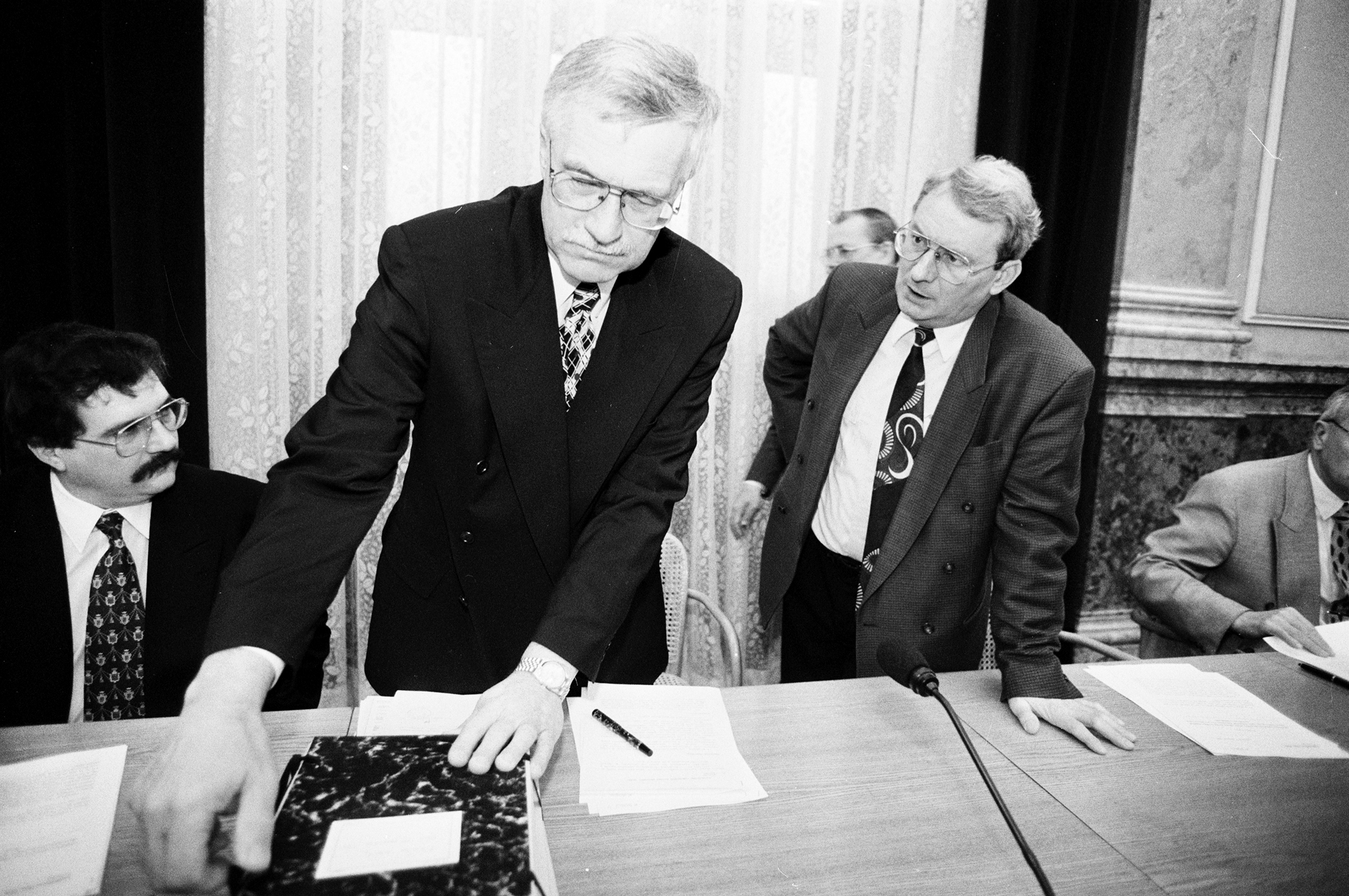 Tak jim to dáme? (Zprava Ivan Kočárník a Václav Klaus, 1995)