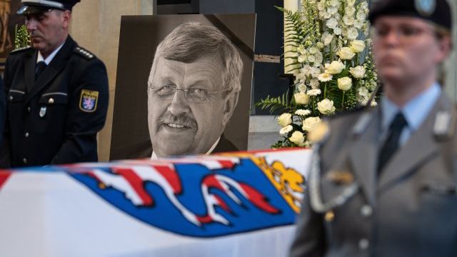 Pohřeb zavražděného politika německé vládní CDU Waltera Lübckeho