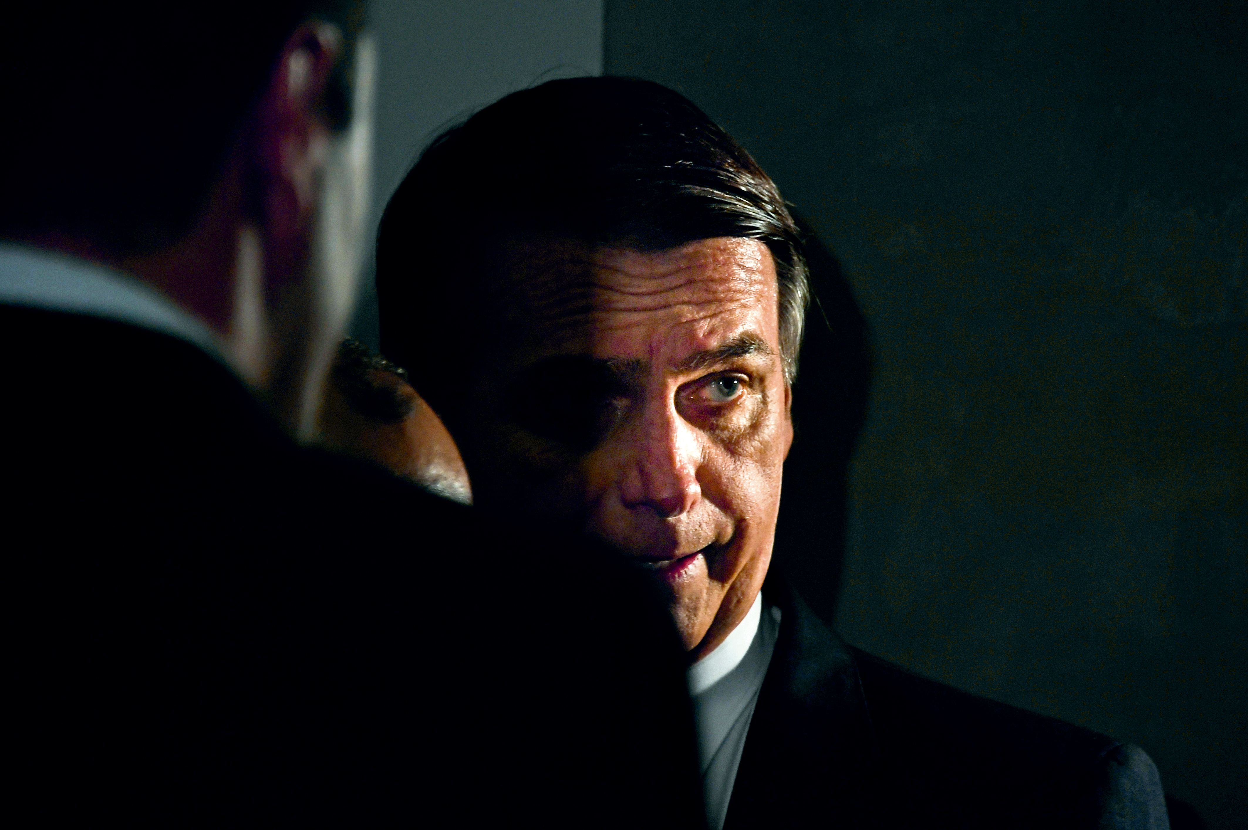 Hráz proti chaosu. (Jair Bolsonaro oznamuje prezidentskou kandidaturu)