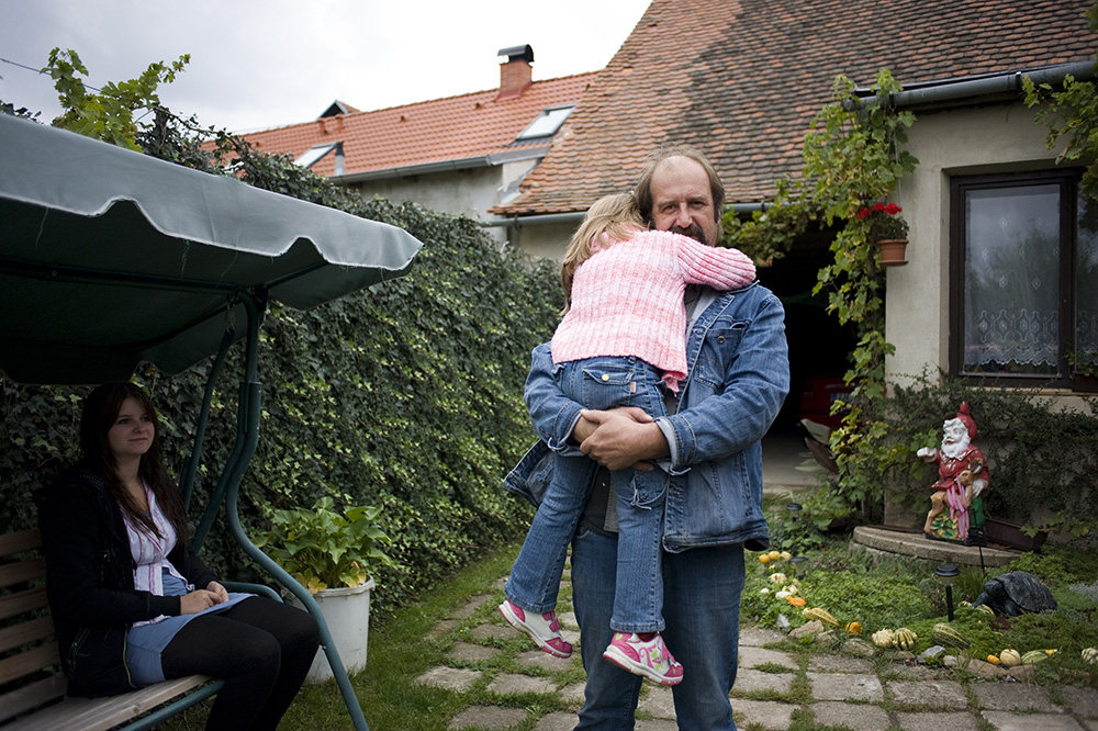 Proti sobě stáli nerovní soupeři &ndash; vesnická rodina řidiče a lékaři, kteří drželi při sobě.