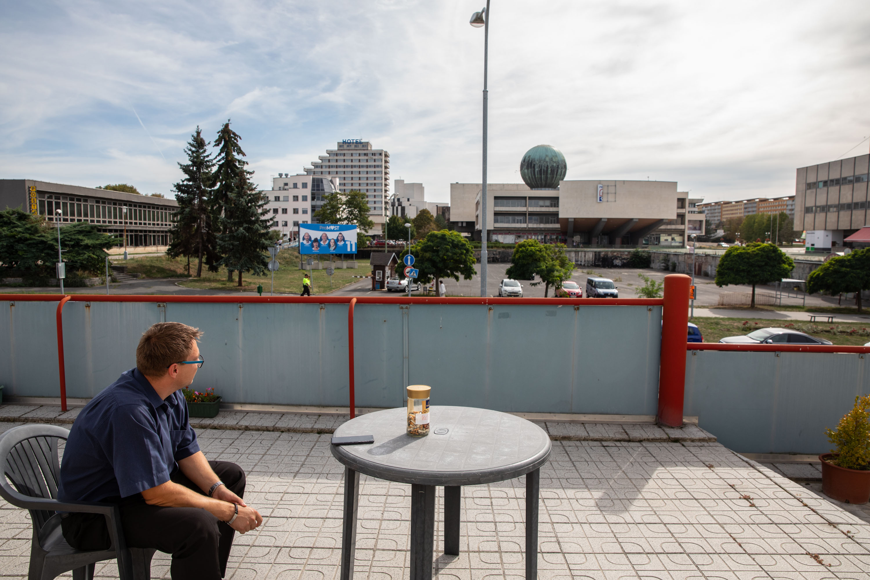 Pohled na centrum Mostu a planetárium