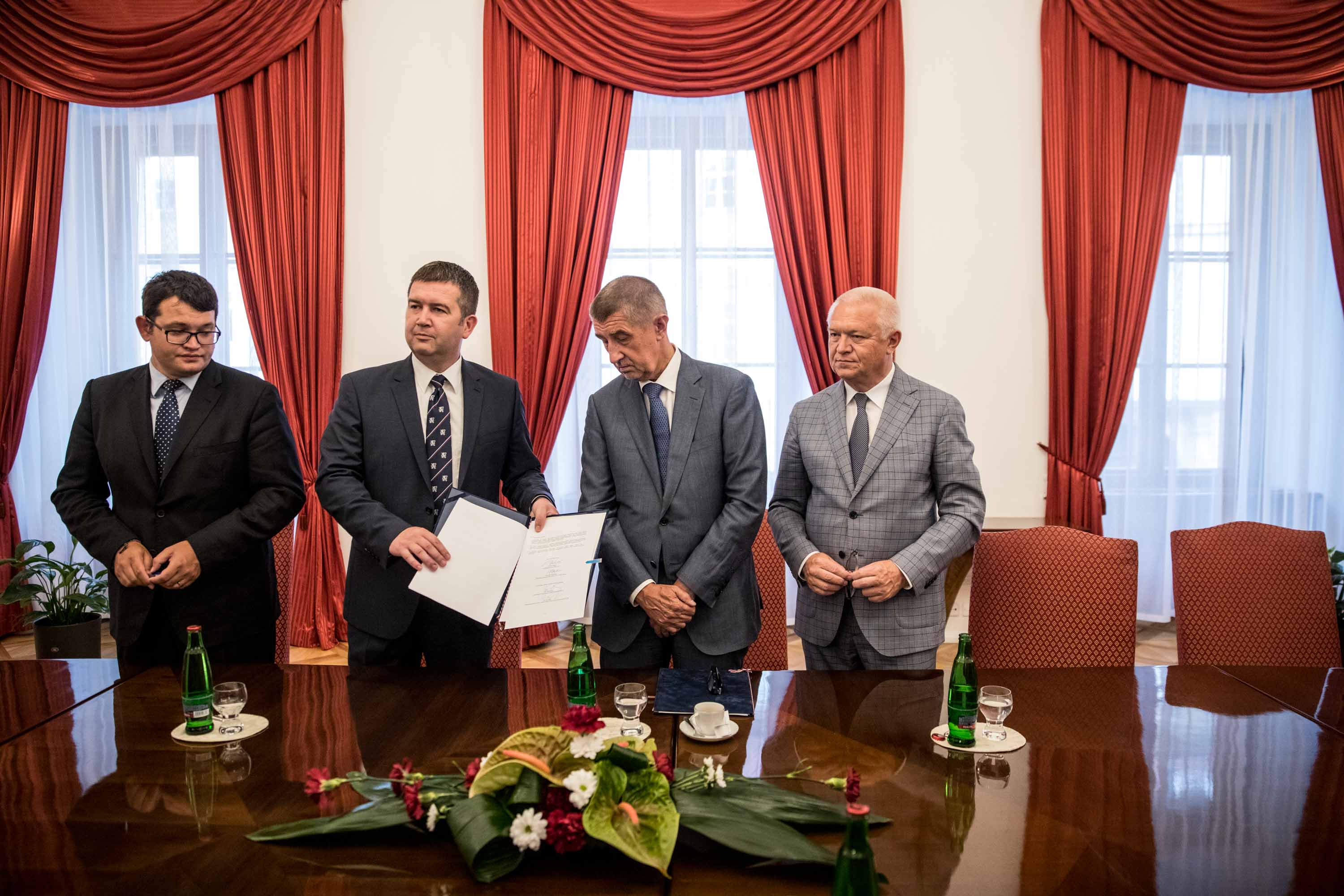Podpis koaliční smlouvy, červenec 2018