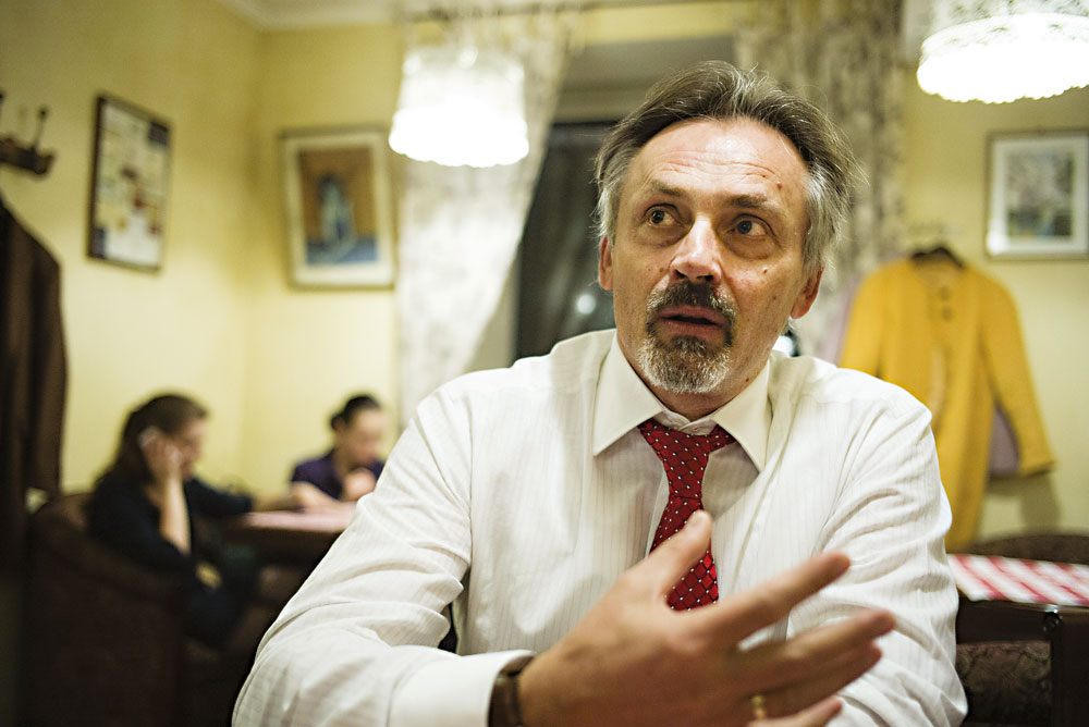 Šéf diplomatické mise v Kyjevě Ivan Počuch končí letos v létě. Kdo jej nahradí?