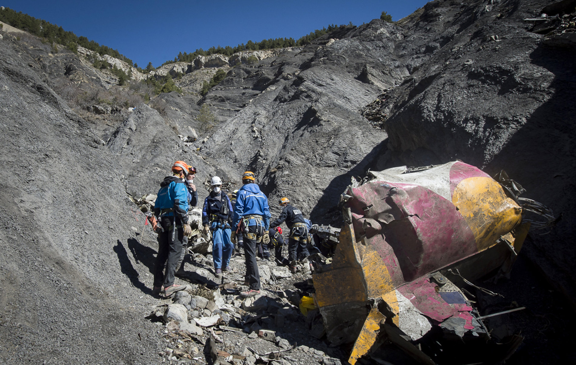 Pátrání na místě zřícení letounu Germanwings