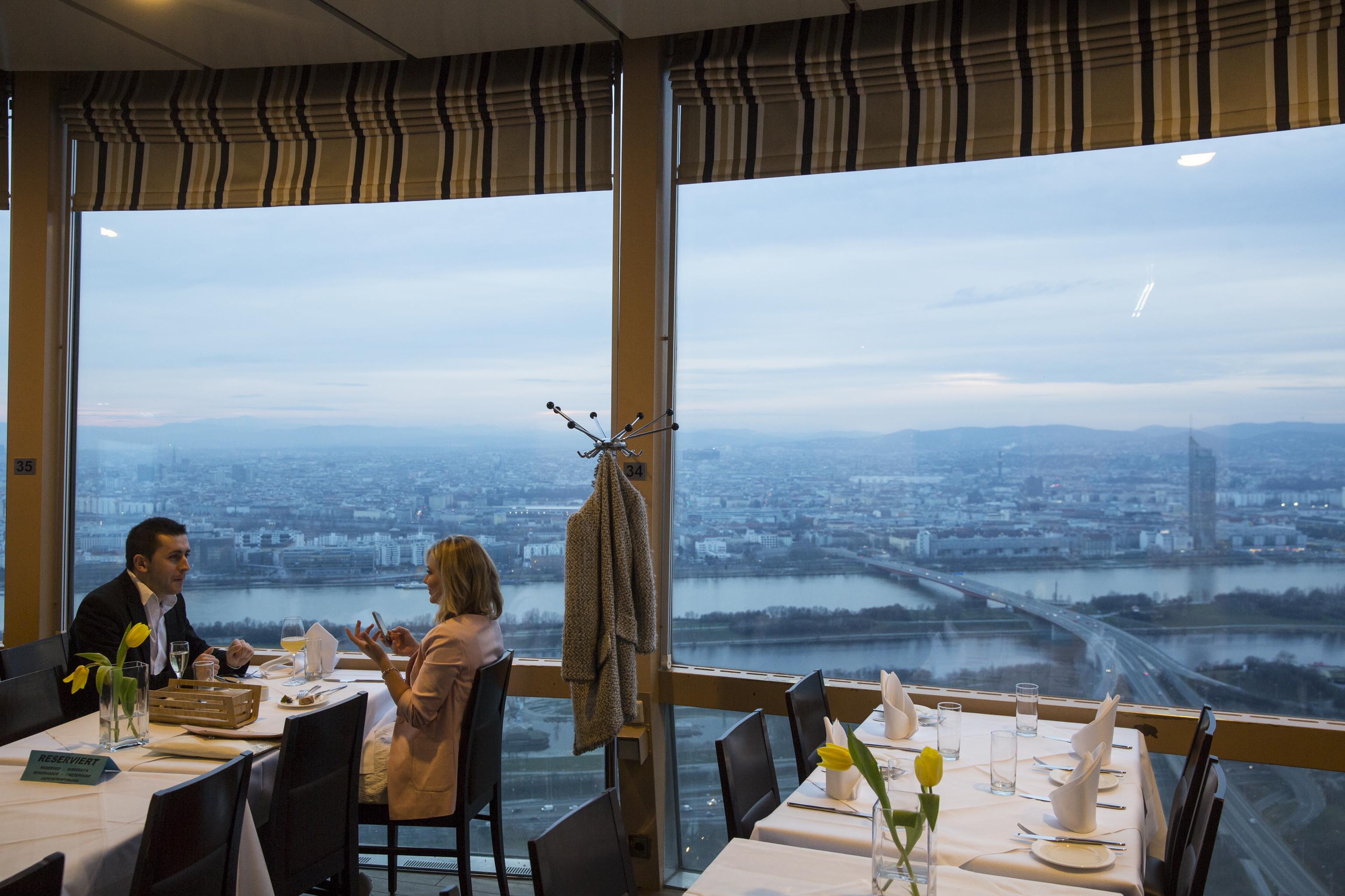 Restaurace ve věži Donnauturm