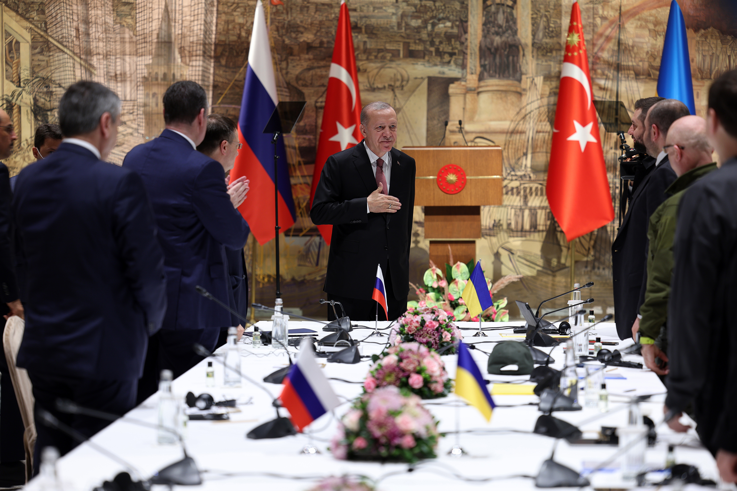 Něco by se tu mohlo prolomit. (Turecký prezident Erdoğan zahajuje vyjednávání Ukrajiny a Ruska v Istanbulu, 29. března 2022)