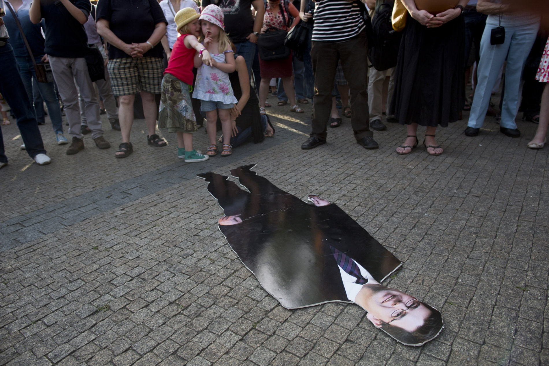 Demonstrace proti odvolání Jiřího Pospíšila, červen, 2012