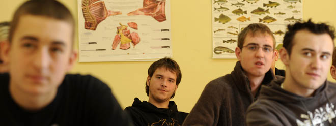 Studenti mají možnost vybrat si ze dvou stupňů obtížnosti státních maturit / Foto Tomki Němec
