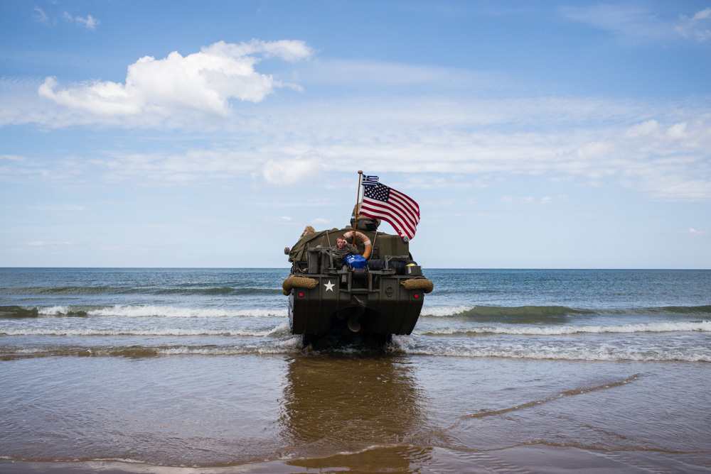 obojživelný vůz na Omaha Beach