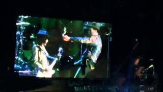 Nirvana & Joan Jett - Smells Like Teen Spirit Rock & Roll Hall Of Fame