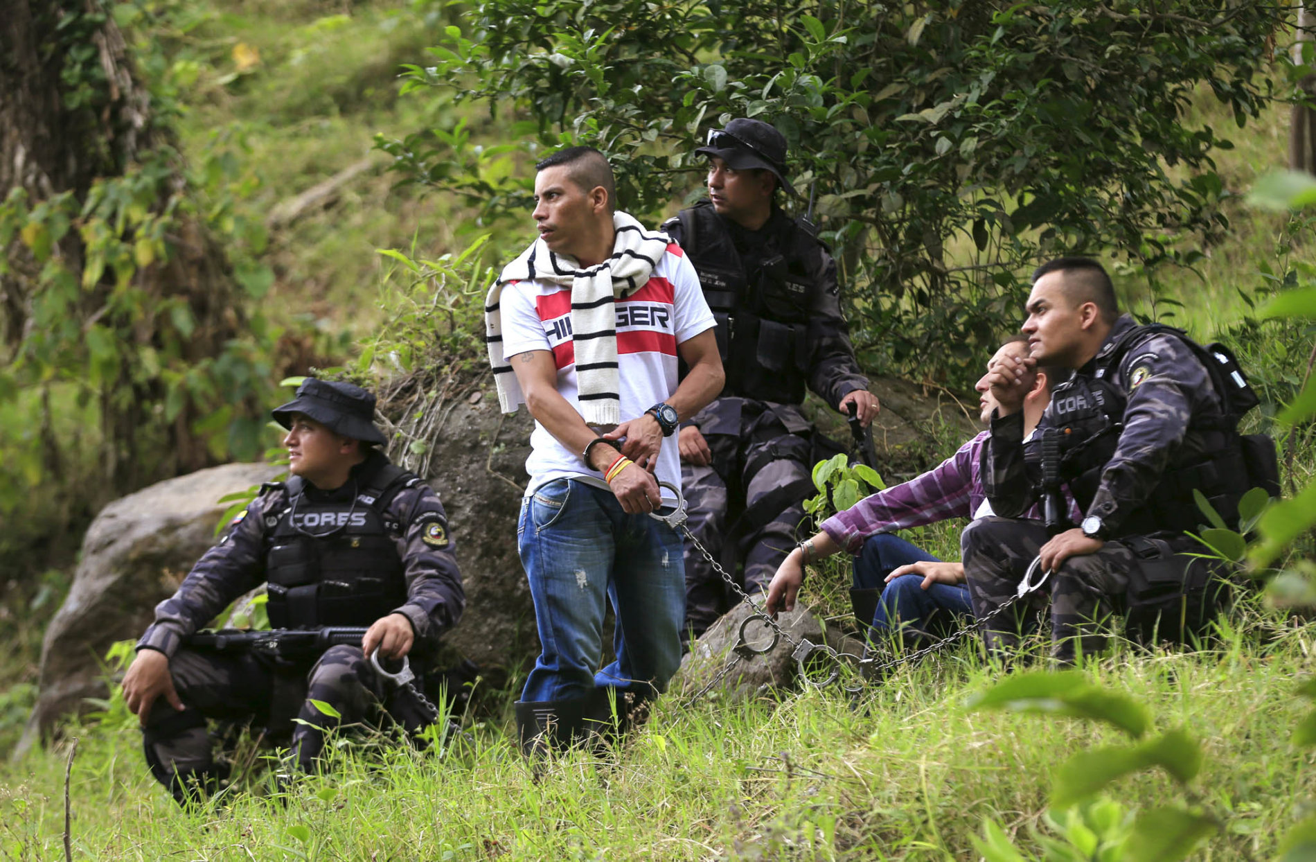Vládní síly a zajatí příslušníci FARC