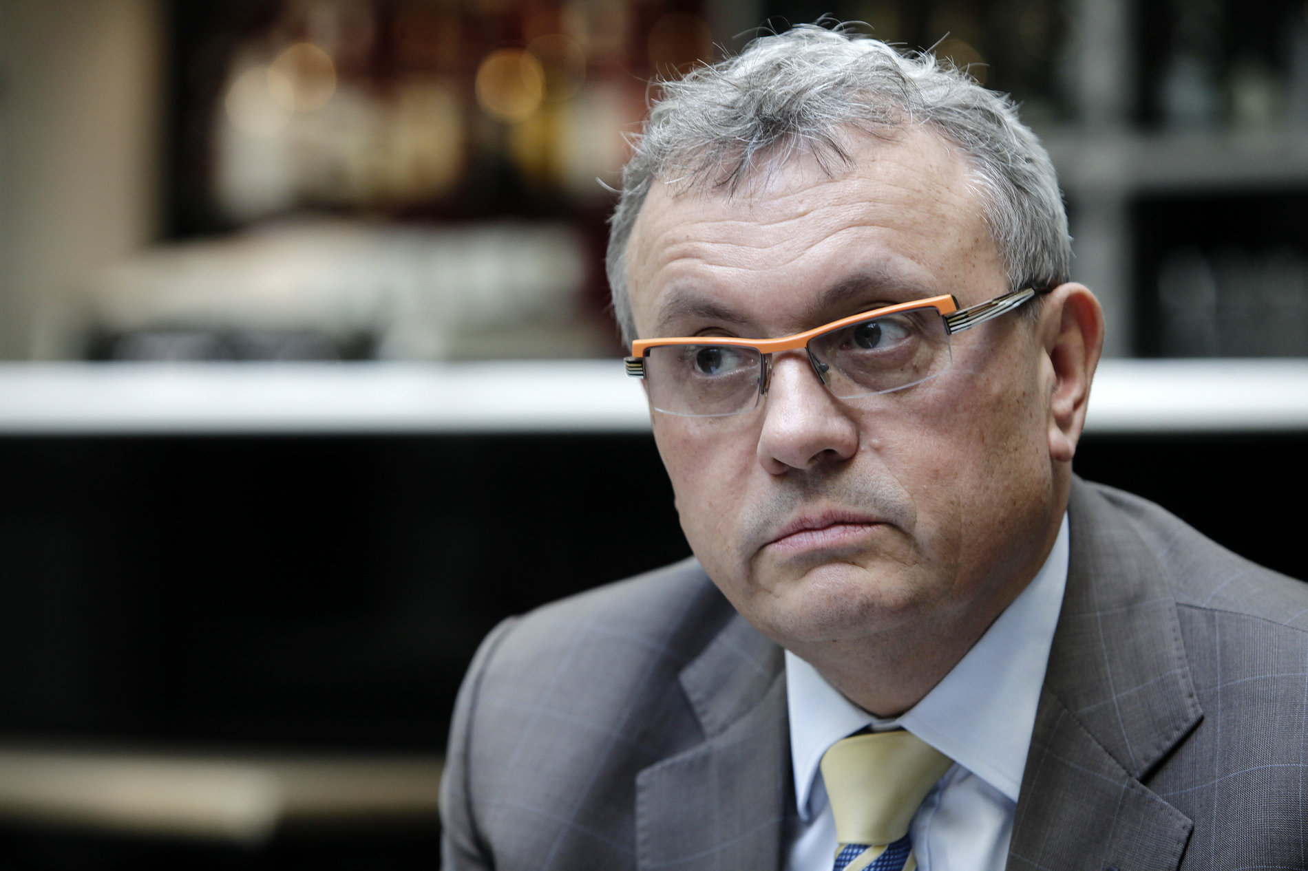 Předloni se Vladimír Dlouhý neúspěšně pokoušel kandidovat na českou hlavu státu. Letos to zkusí znovu, ale už skromněji &ndash; v květnu by se chtěl stát prezidentem Hospodářské komory.