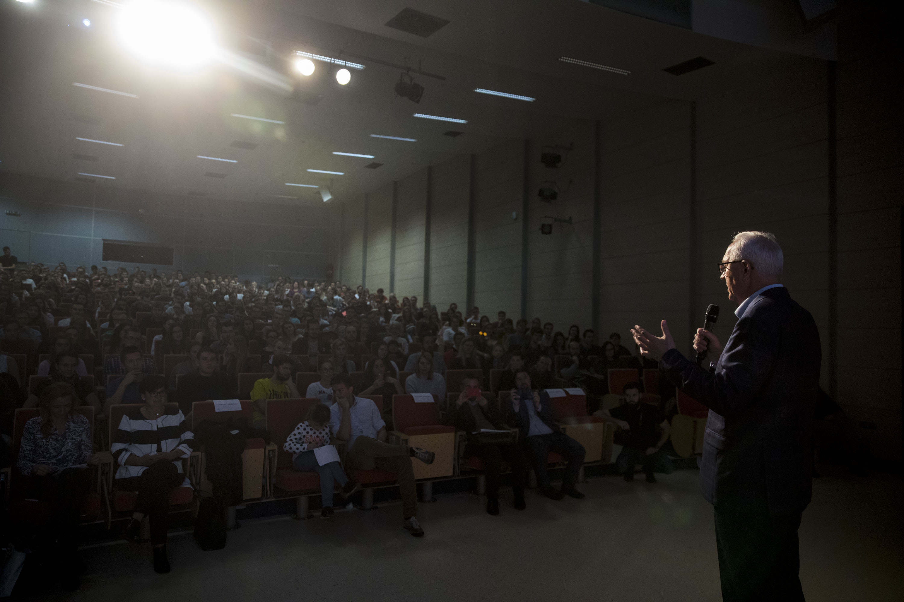 Debata Jiřího Drahoše na univerzitě v Olomouci.