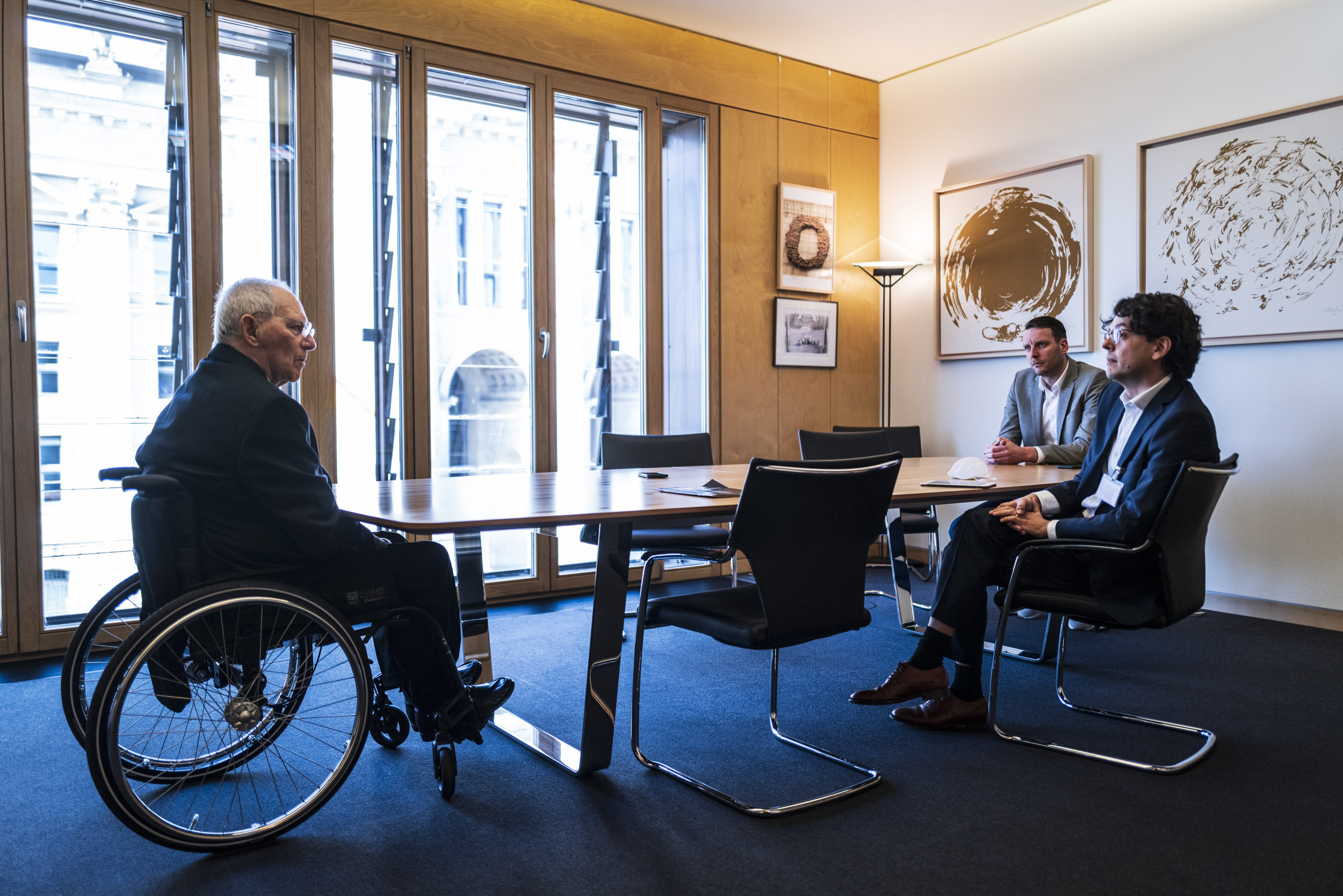 Tomáš Lindner během rozhovoru s Wolfgangem Schaublem, Berlín 2022