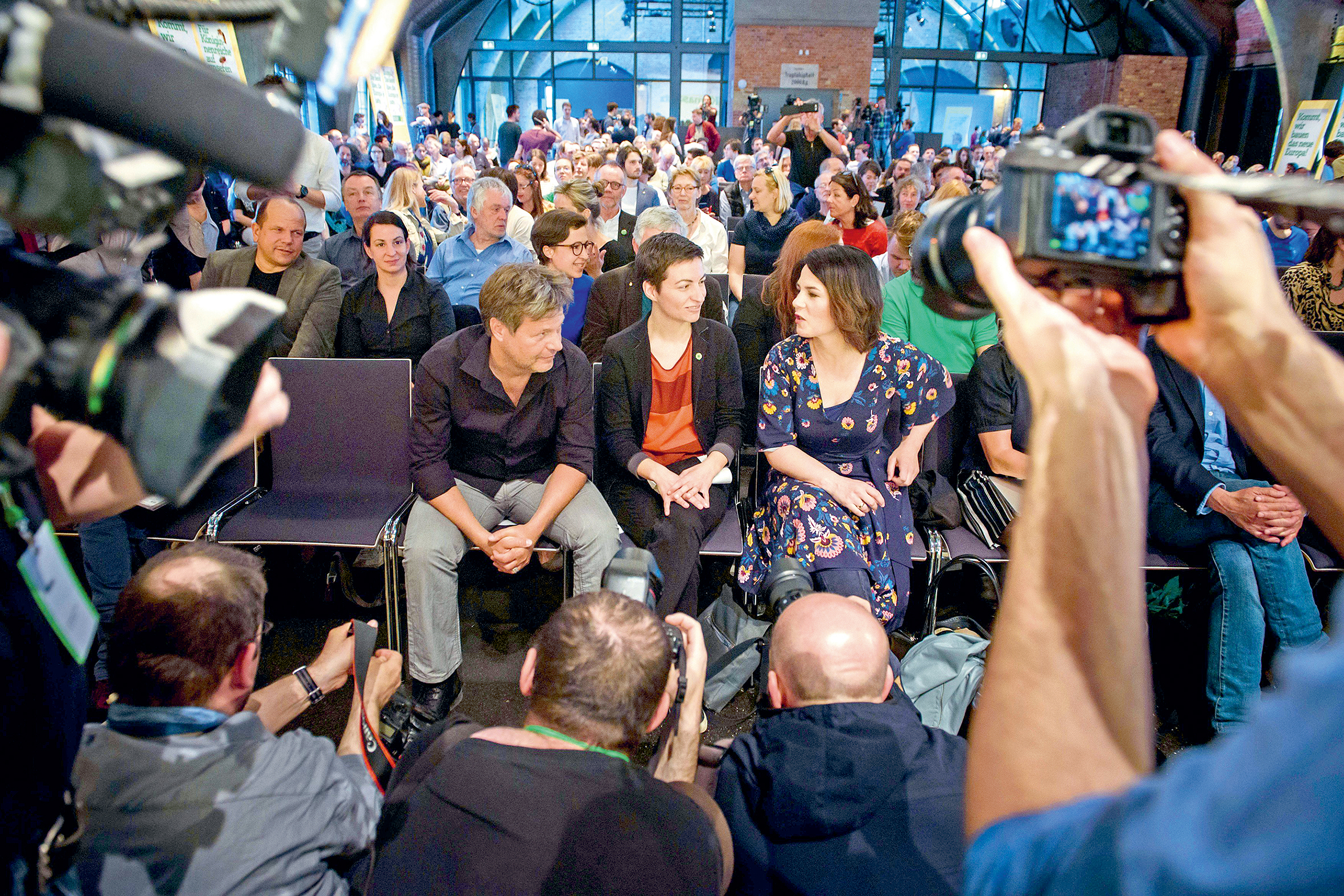 Předáci Zelených Robert Habeck, Franziska Keller a Annalena Baerbock, 2019