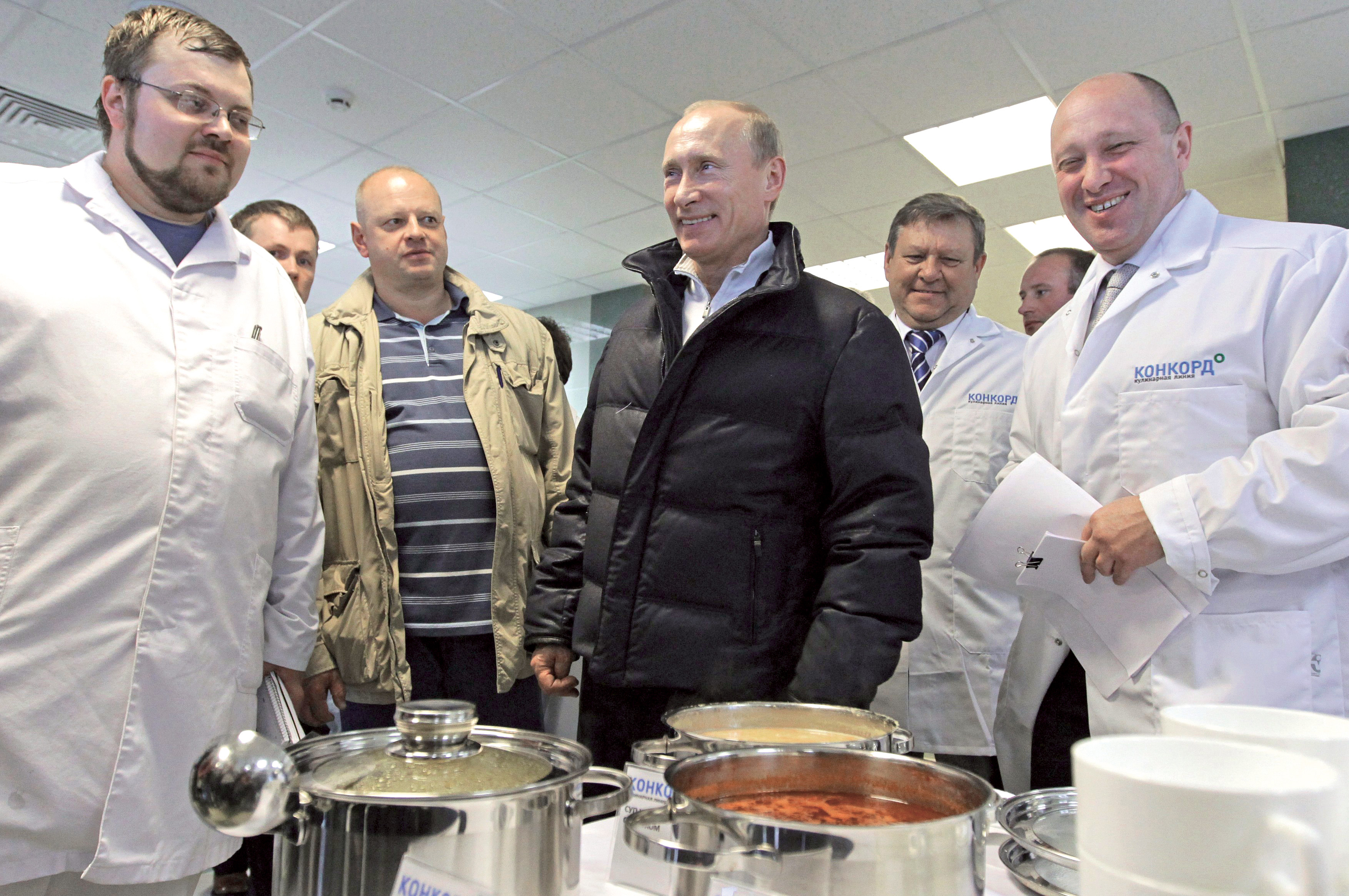 Prezident Putin s provozovatelem petrohradského trollího
centra Jevgenijem Prigožinem