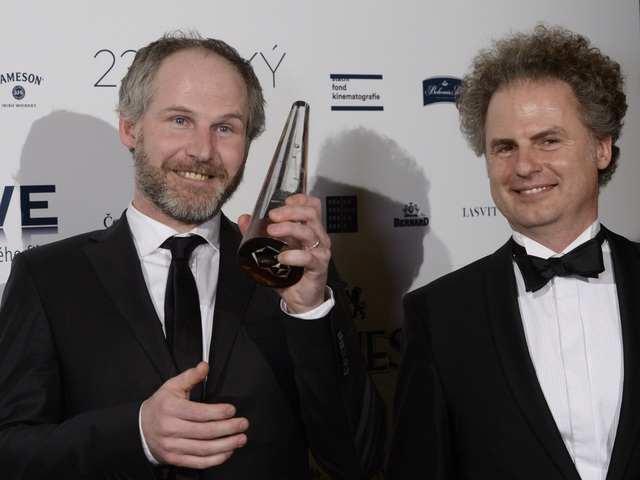 Jan Prušinovský a Ondřej Zima s cenou Český lev za nejlepší film