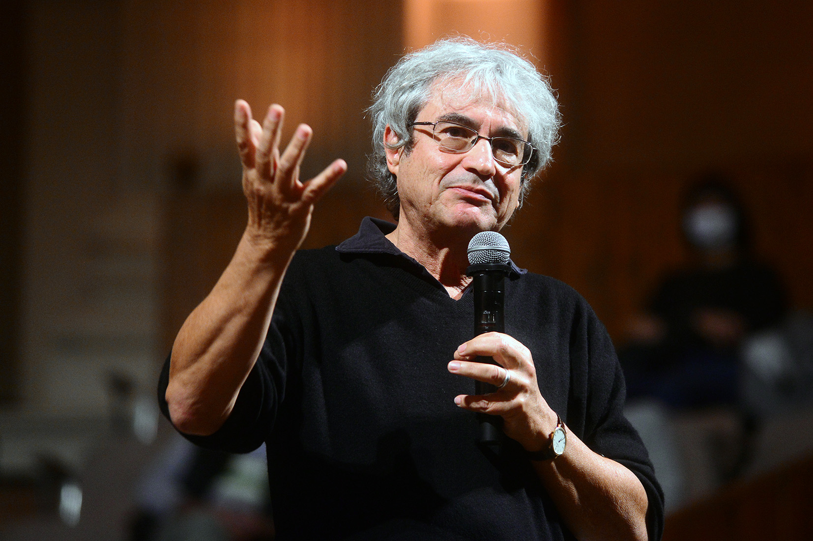 Neexistuje nic než kvantová pole. (Carlo Rovelli)