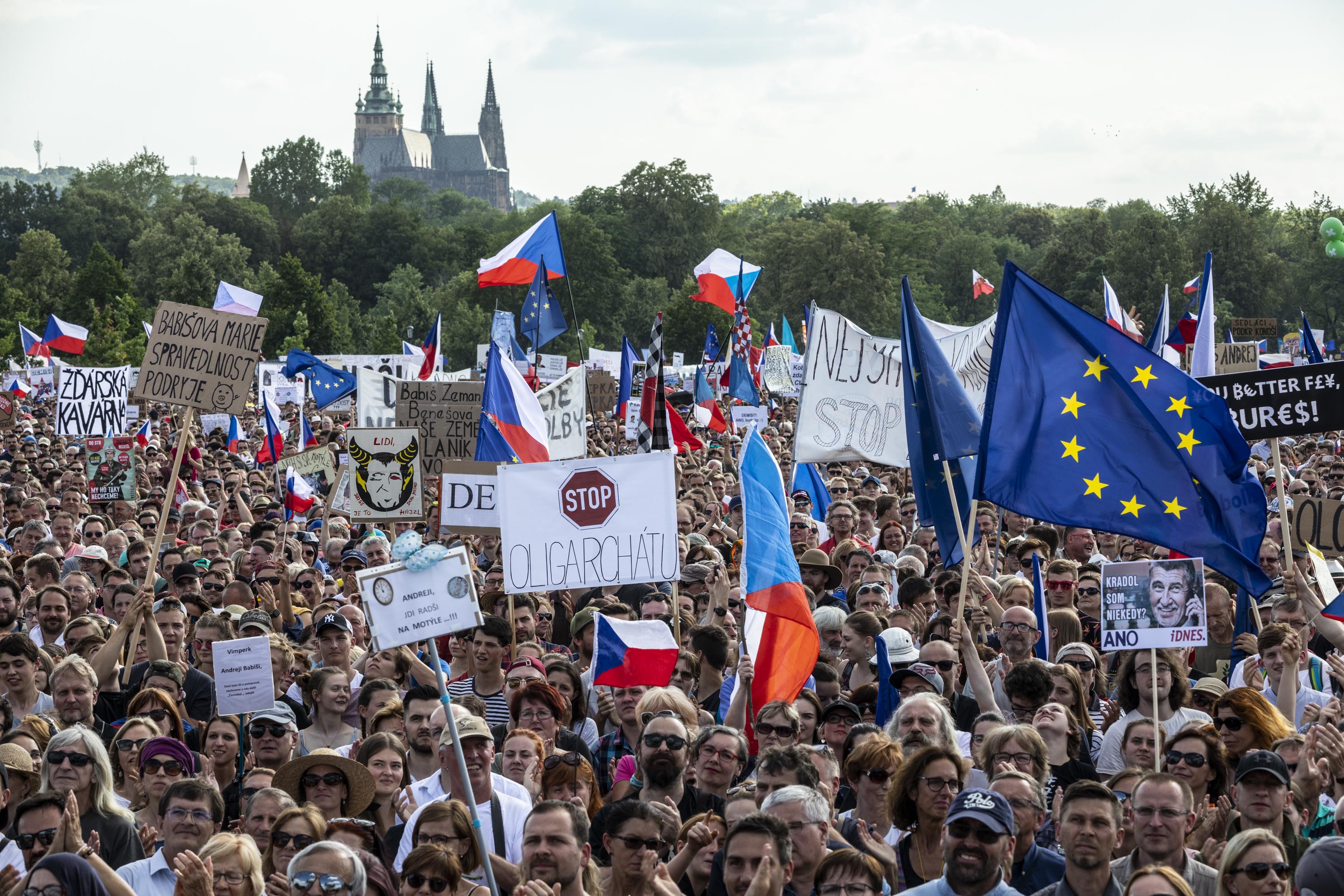 Demonstrace, Letná