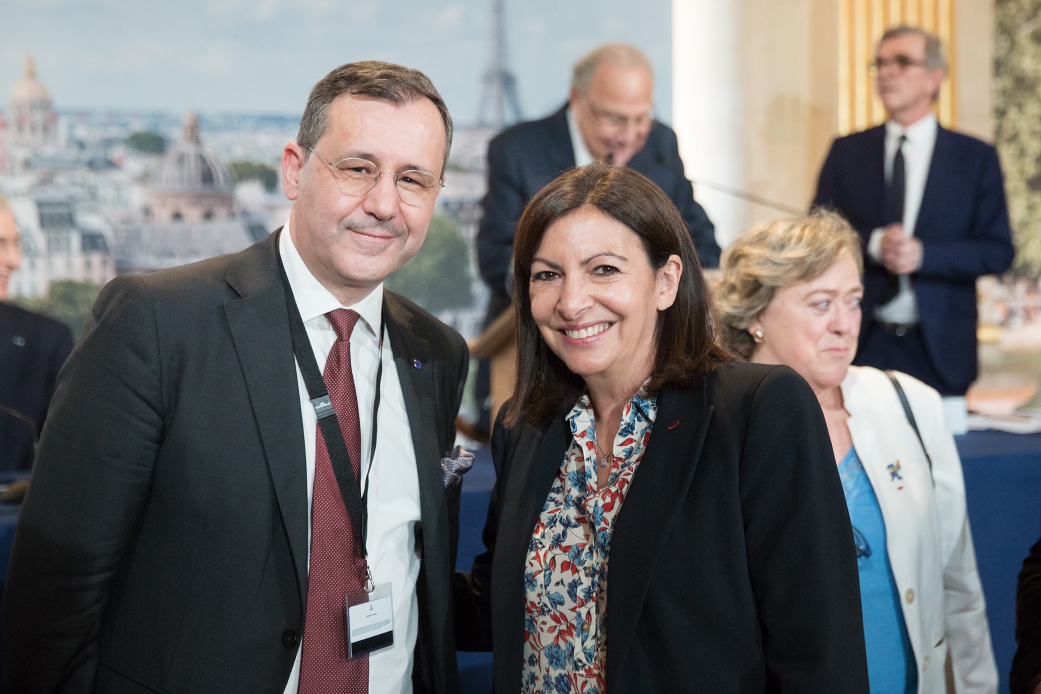 Hermano Sanches Ruivo a Anne Hidalgo